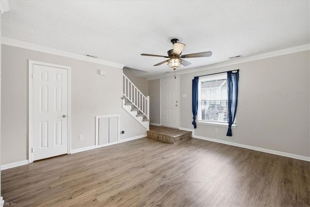 918 Seabreeze CT, Chesapeake, VA 23320