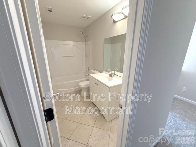 4133 Robinwood Drive, Charlotte, NC 28212