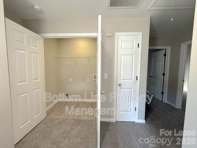 4133 Robinwood Drive, Charlotte, NC 28212