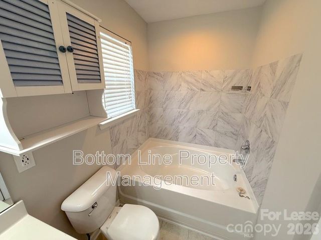 4133 Robinwood Drive, Charlotte, NC 28212