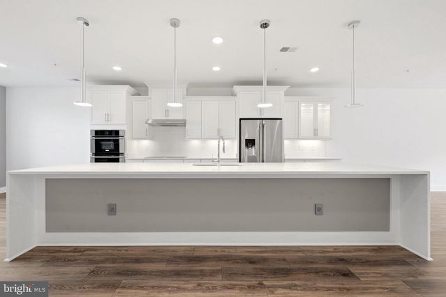44824 TIVERTON SQ, Ashburn, VA 20147