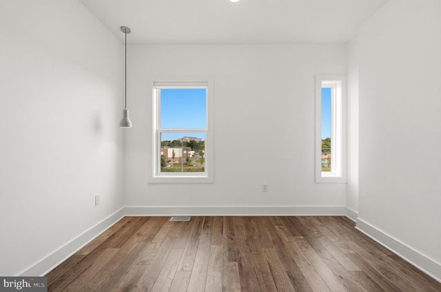 44824 TIVERTON SQ, Ashburn, VA 20147