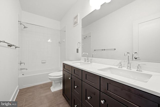 44824 TIVERTON SQ, Ashburn, VA 20147