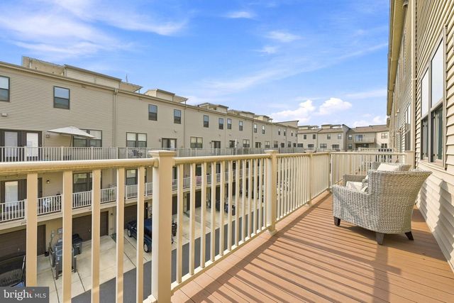 44824 TIVERTON SQ, Ashburn, VA 20147