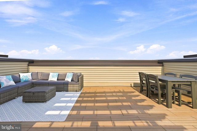 44824 TIVERTON SQ, Ashburn, VA 20147