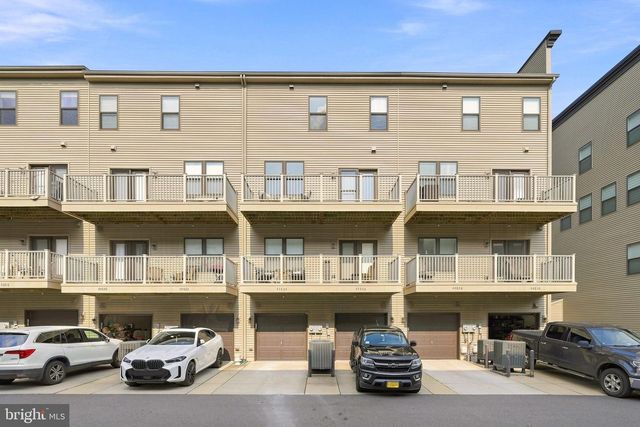 44824 TIVERTON SQ, Ashburn, VA 20147