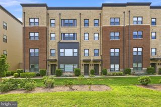 44824 TIVERTON SQ, Ashburn, VA 20147