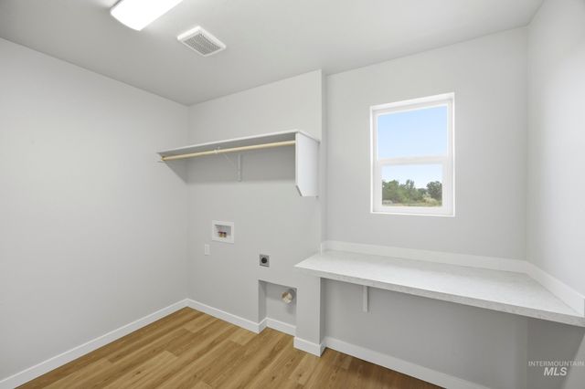 472 Merlin Ct, Middleton, ID 83644