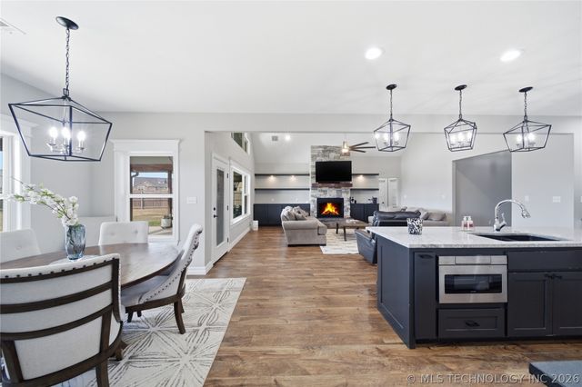 795 Blue Bird Lane, Pryor, OK 74361