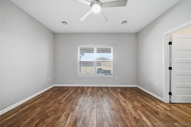 795 Blue Bird Lane, Pryor, OK 74361