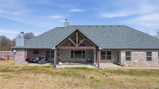 795 Blue Bird Lane, Pryor, OK 74361