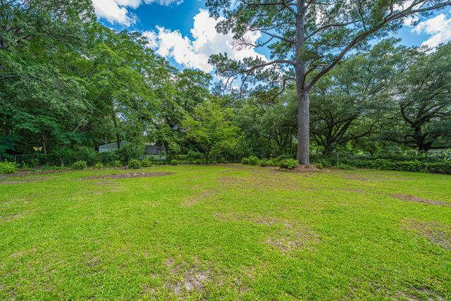 107 Wilmer Avenue, Goose Creek, SC 29445