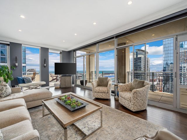 1250 S Michigan Avenue 2802, Chicago, IL 60605