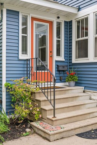 1601 Thomas Avenue, Saint Paul, MN 55104
