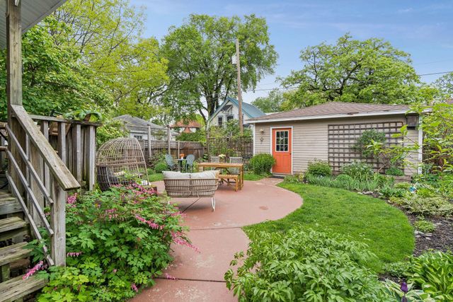 1601 Thomas Avenue, Saint Paul, MN 55104
