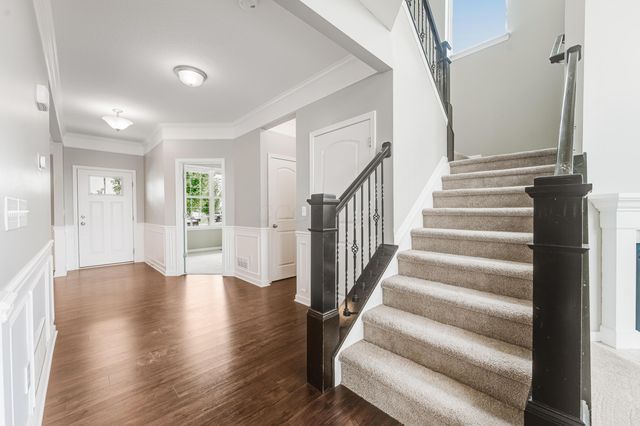324 Silver Fox Way, Delaware, OH 43015