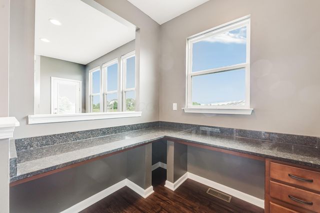 324 Silver Fox Way, Delaware, OH 43015