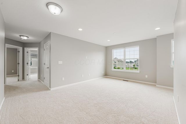 324 Silver Fox Way, Delaware, OH 43015