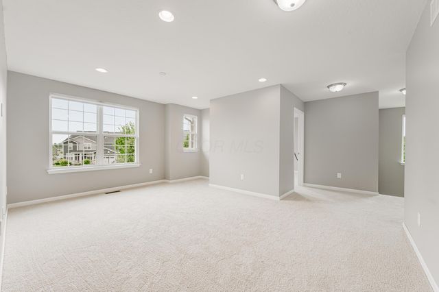 324 Silver Fox Way, Delaware, OH 43015