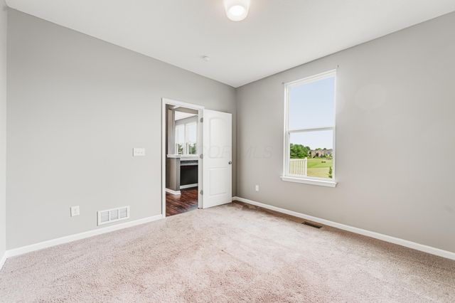 324 Silver Fox Way, Delaware, OH 43015