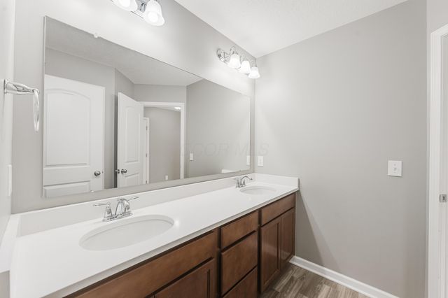 324 Silver Fox Way, Delaware, OH 43015