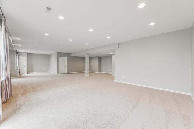 324 Silver Fox Way, Delaware, OH 43015
