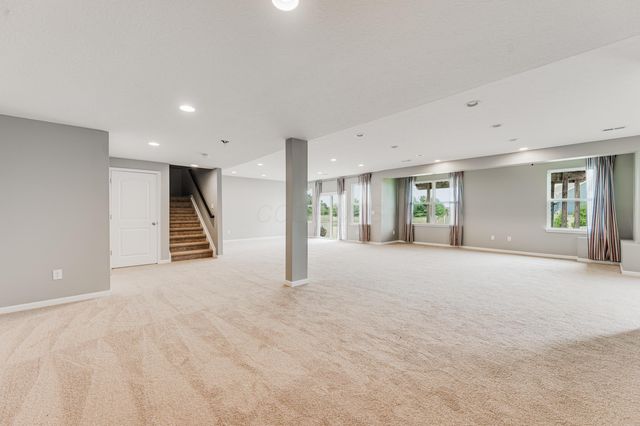 324 Silver Fox Way, Delaware, OH 43015