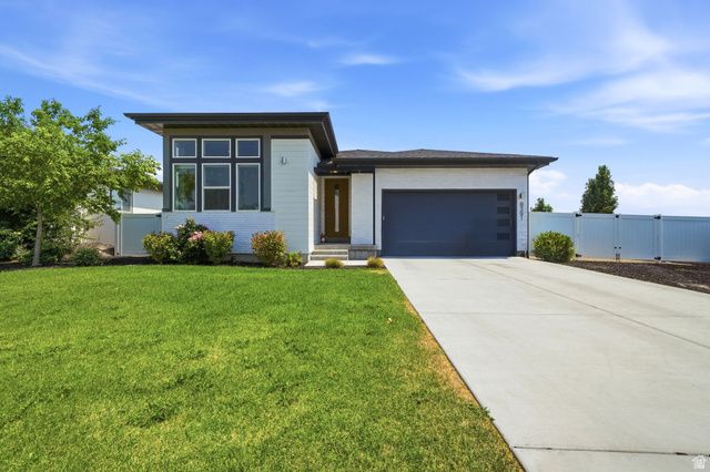 8391 S MEADOWLARK LN, West Jordan, UT 84088