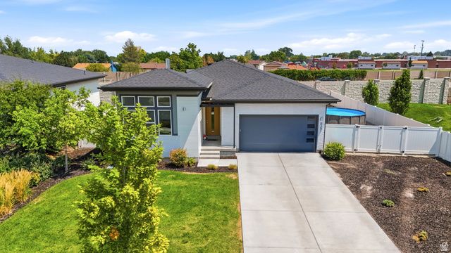 8391 S MEADOWLARK LN, West Jordan, UT 84088