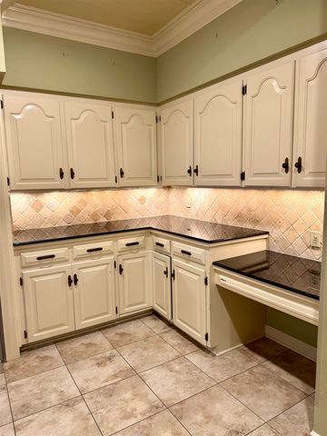 814 Spruce St, Morgan City, LA 70380