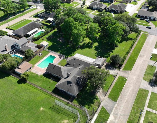 814 Spruce St, Morgan City, LA 70380