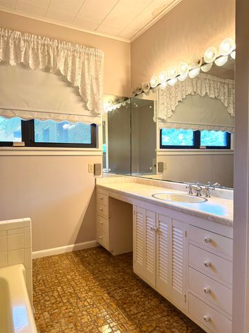 814 Spruce St, Morgan City, LA 70380