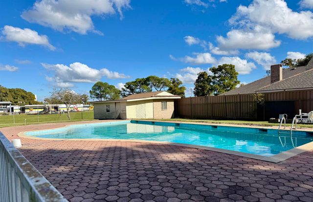 814 Spruce St, Morgan City, LA 70380