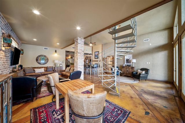 247 Satterfield RD, New Braunfels, TX 78130