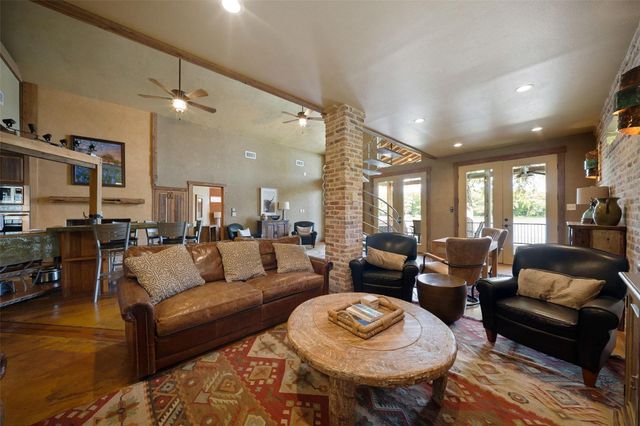 247 Satterfield RD, New Braunfels, TX 78130