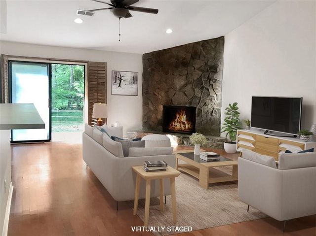 2950 Cedar Knoll Drive, Roswell, GA 30076