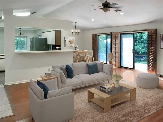 2950 Cedar Knoll Drive, Roswell, GA 30076