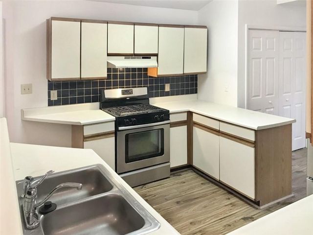 2950 Cedar Knoll Drive, Roswell, GA 30076