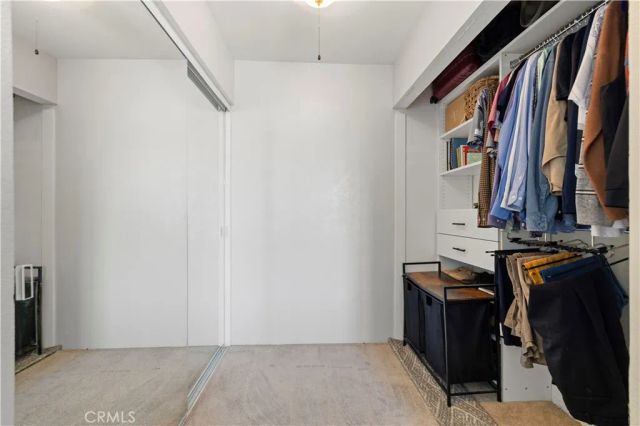 18408 Hatteras Street 44, Tarzana, CA 91356