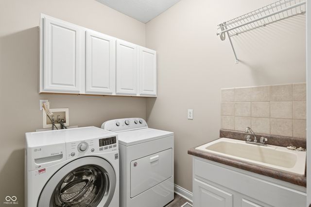 10121 Pyrite Court, Noblesville, IN 46060