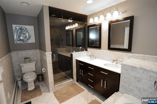 296 Forest Road, Fort Lee, NJ 07024