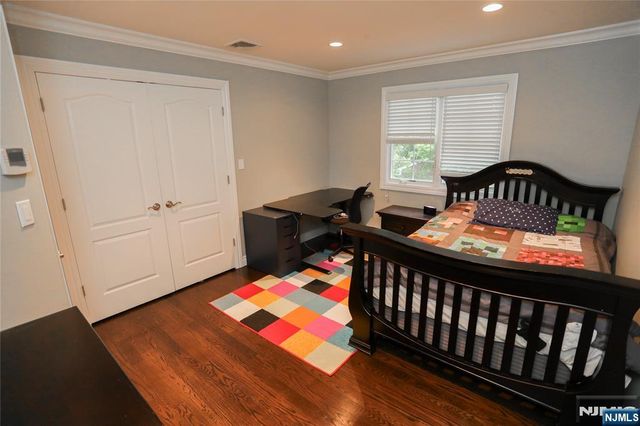 296 Forest Road, Fort Lee, NJ 07024
