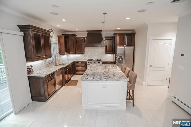 296 Forest Road, Fort Lee, NJ 07024