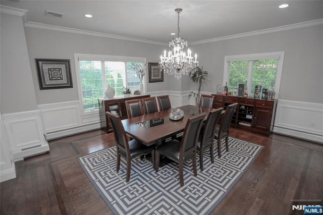 296 Forest Road, Fort Lee, NJ 07024