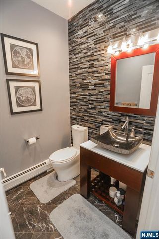 296 Forest Road, Fort Lee, NJ 07024