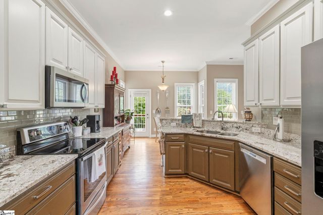 9 Belle Terre Court, Greenville, SC 29609