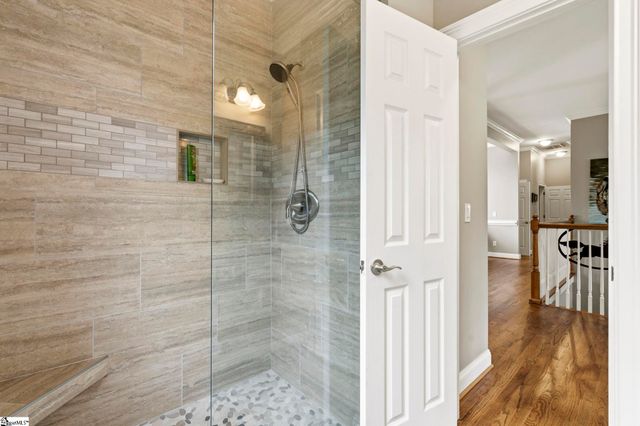 9 Belle Terre Court, Greenville, SC 29609