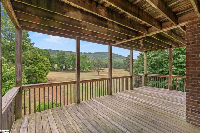 9 Belle Terre Court, Greenville, SC 29609