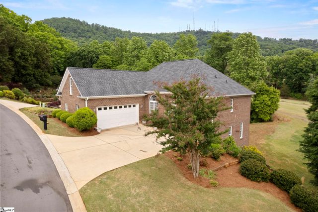 9 Belle Terre Court, Greenville, SC 29609
