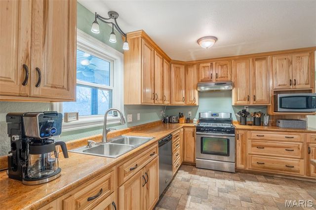 438 Radcliff Lane, Poplar Bluff, MO 63901